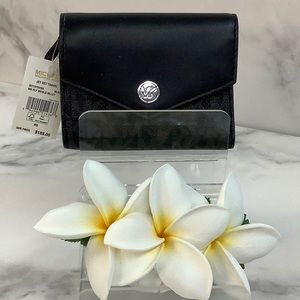 NWT- Michael Kors- Women’s Wallet